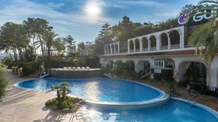 obóz Hiszpania Francja Paryż Lloret de Mar Disneyland hotel Guitart Central Park Aqua Resort baseny