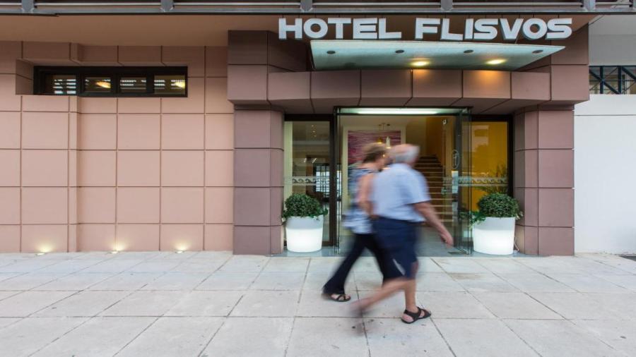obóz Grecja samolotem Tolo Centrum Podróży Koliber hotel Flisvos