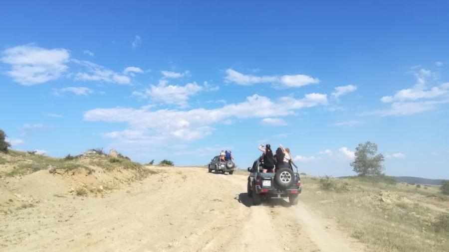 jeep safari bulgaria.jpg