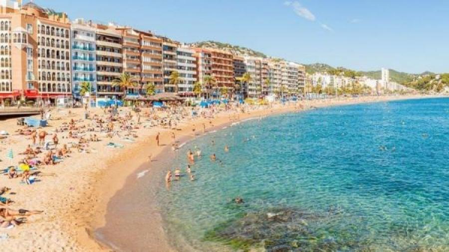 Hiszpania parki rozrywki Lloret de Mar obóz młodzieżowy 2024 Europa Park Gardaland katedra Girona