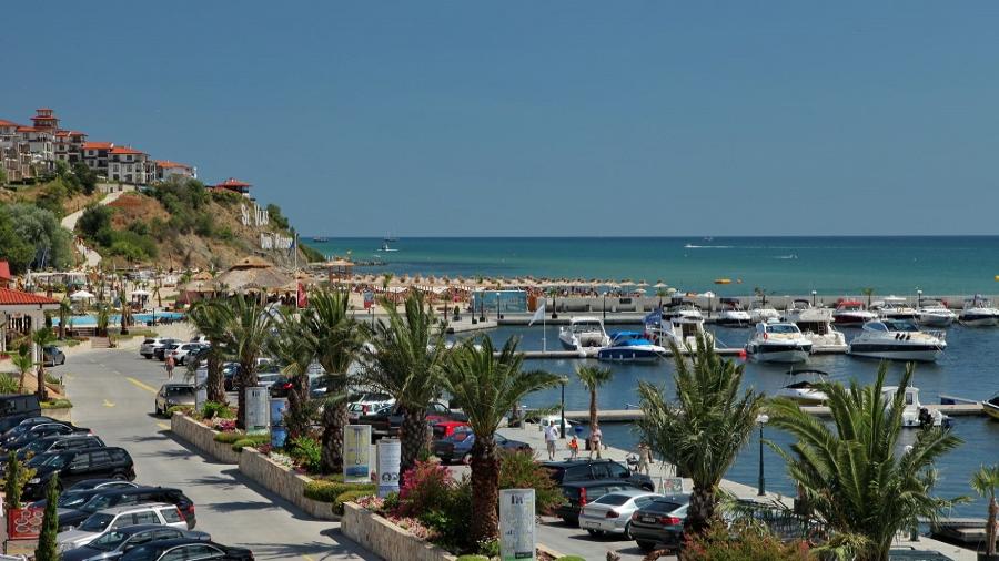 Marina Dinevy Svety Vlas.jpeg