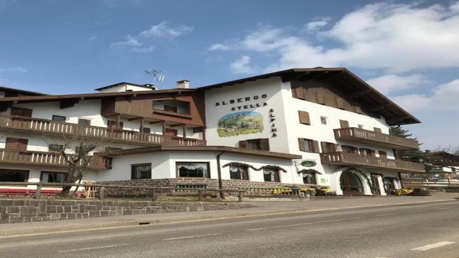 Centrum Podróży Koliber narty Włochy Autokar hotel Stella Alpina