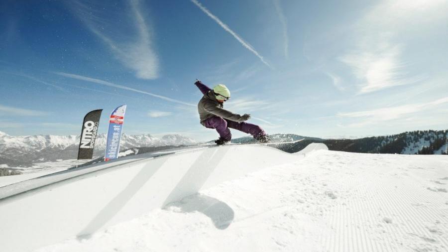 austria-oboz-snowboardowy-dla-jezdzacych-saalbach-kaprun-zeel-am-see-zima-2022-226-1.jpeg